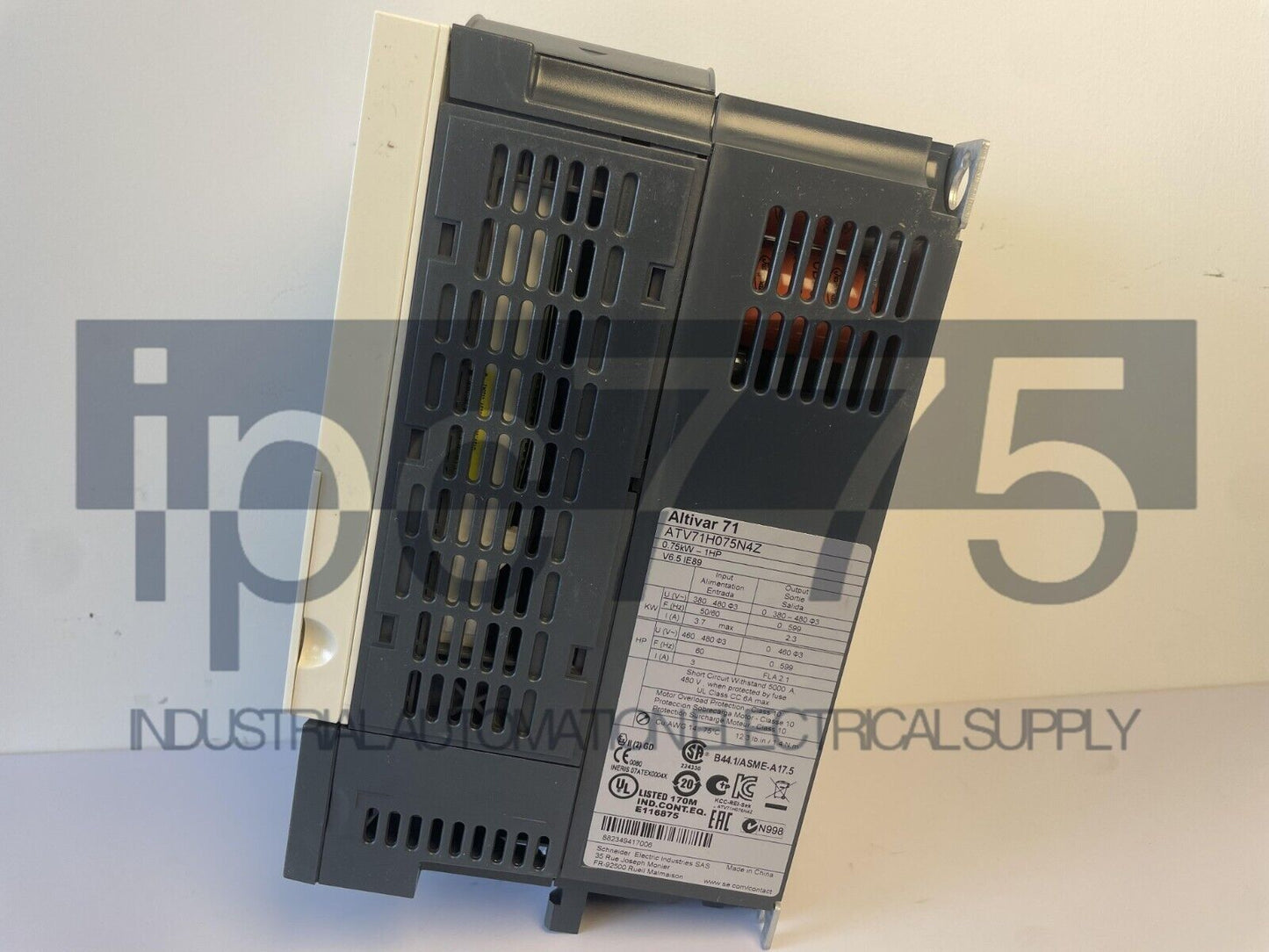Professional Schneider ATV71H075N4Z Frequency Converter for Industrial Use - SCHNEIDER