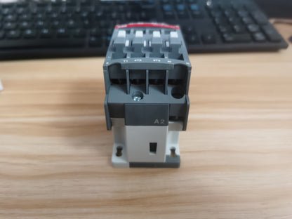 1PCS  ABB AX12-30-01 AX123001  AC Contactor 1NC