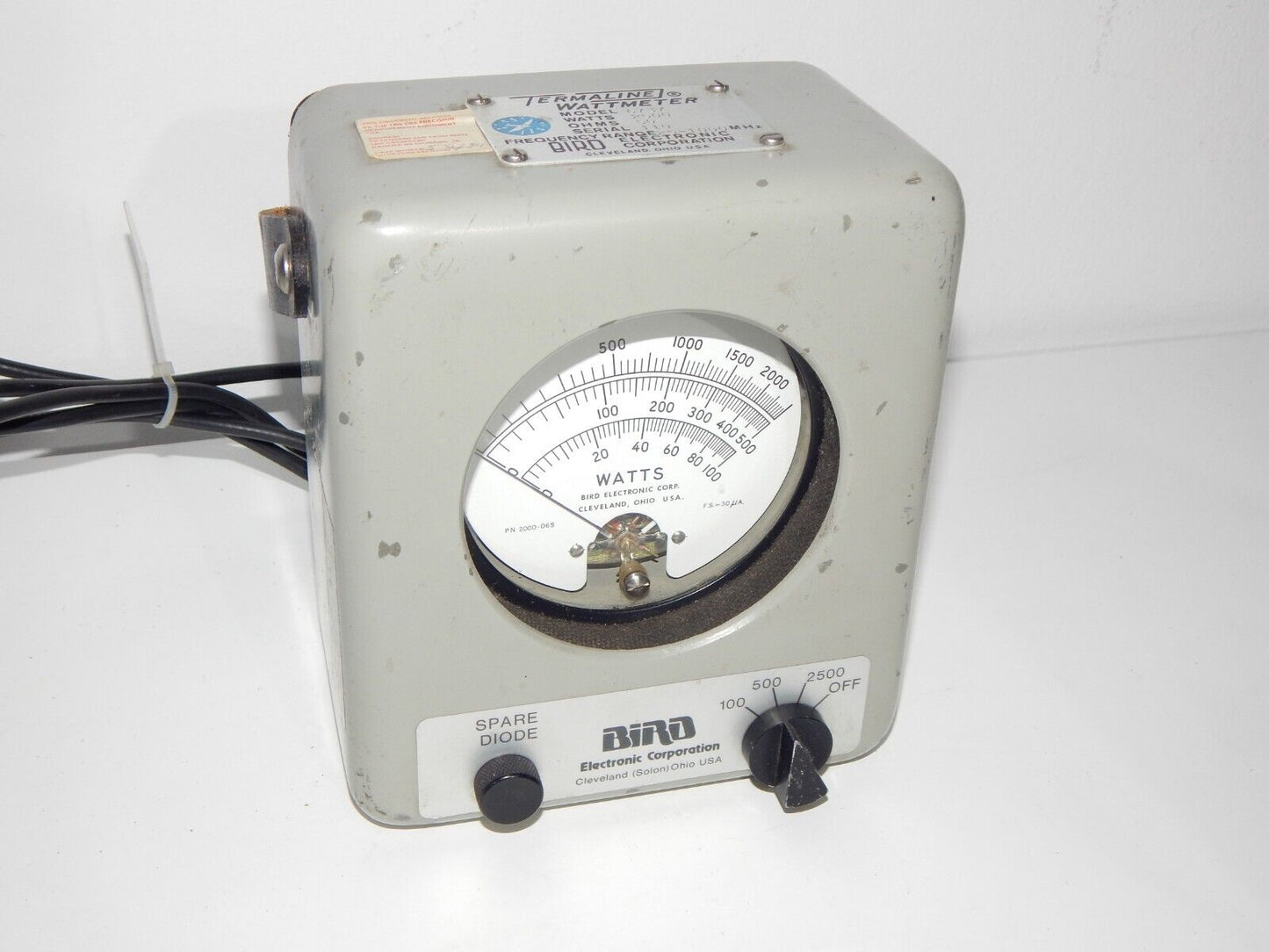 BIRD 6737 + 6737-030 Wattmeter 2500W 25-1000 MHz 1.5-35 MHz - TERMALINE