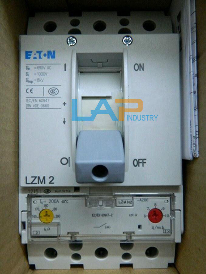 new  For EATON MOELLER Molded Case Circuit Breaker LZMN2-A200