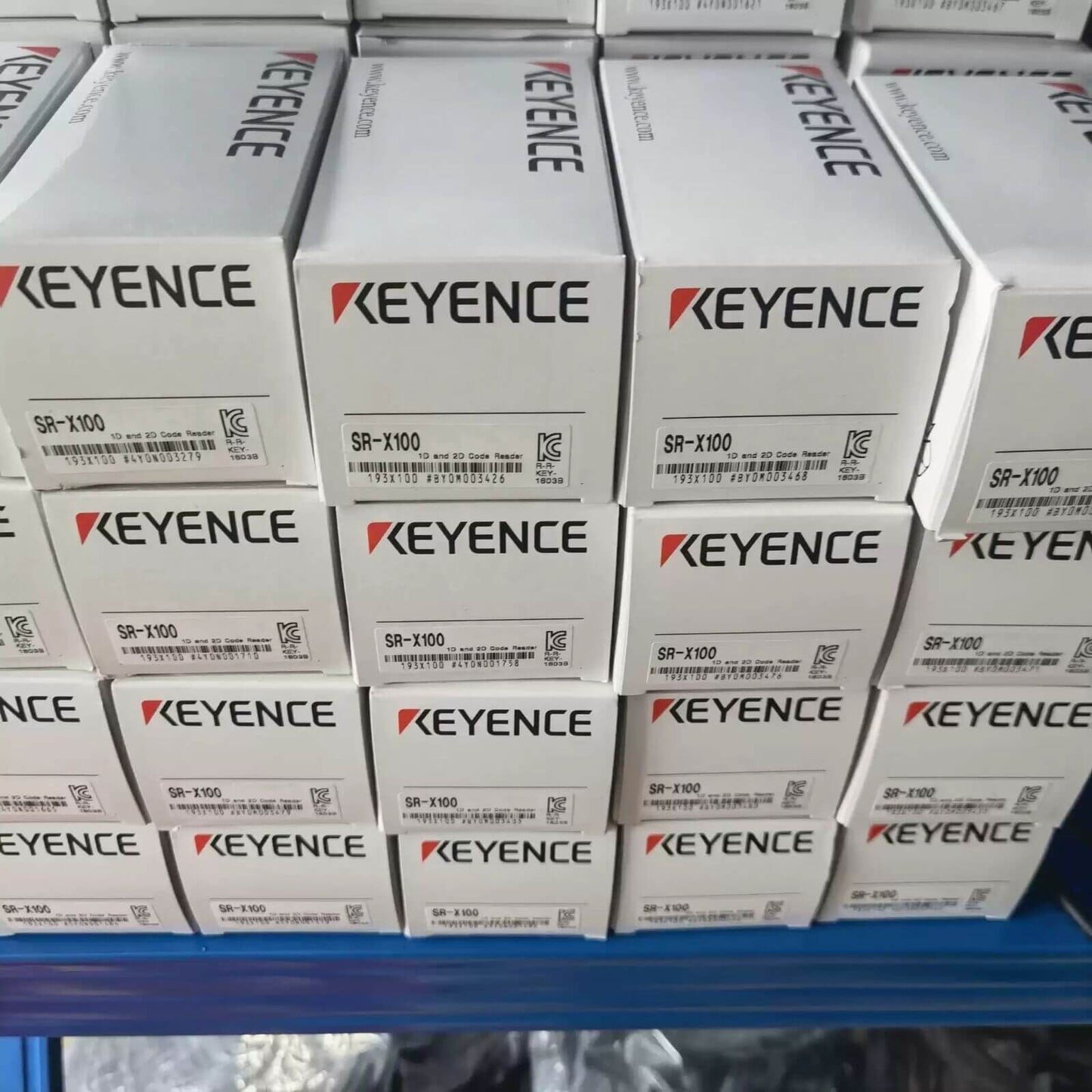 new KEYENCE SR-X100 Barcode Reader - KEYENCE