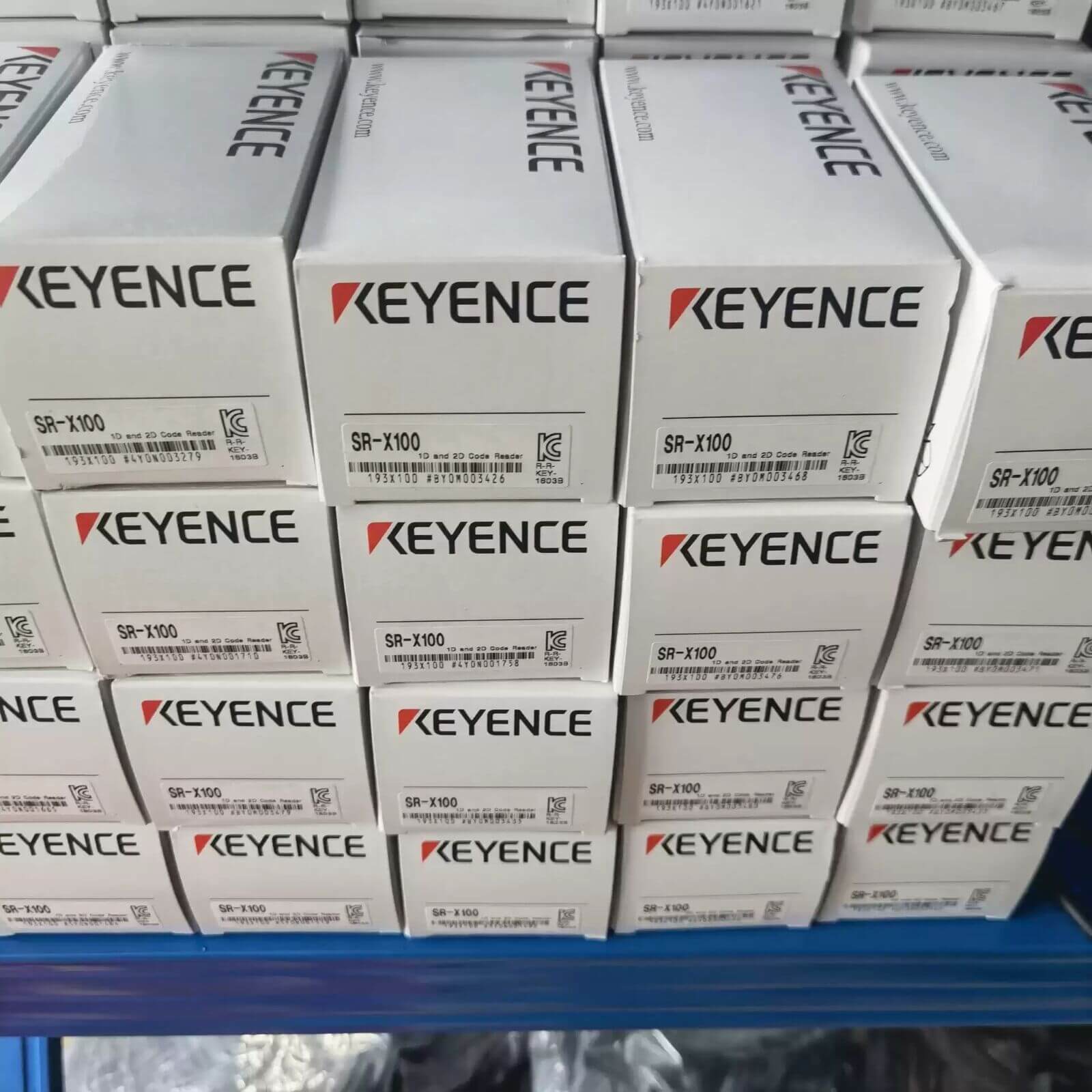 new KEYENCE SR-X100 Barcode Reader - KEYENCE