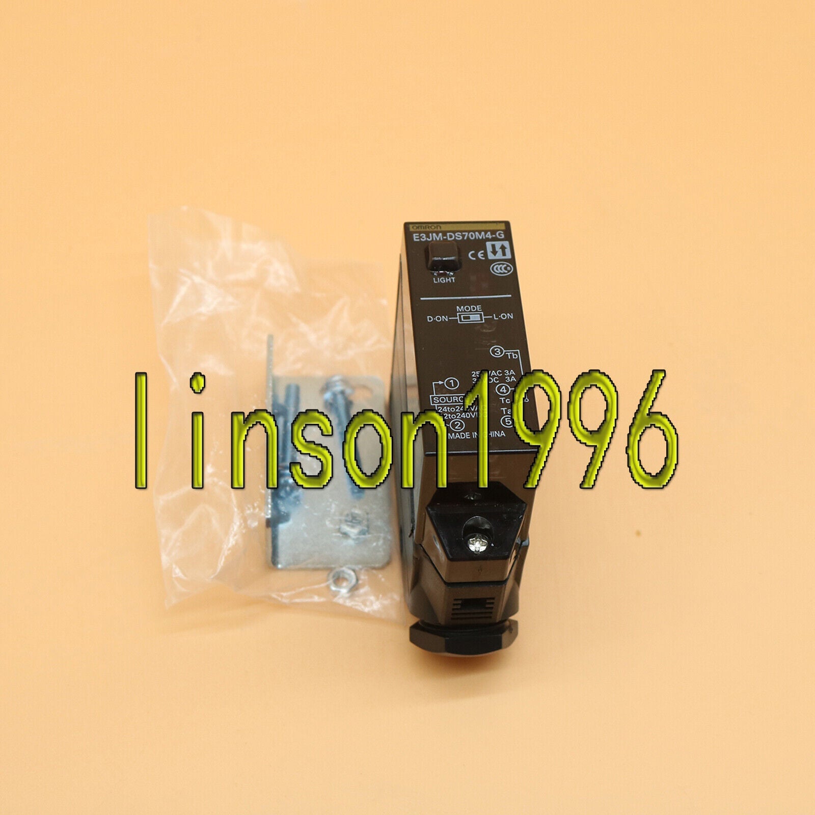 OMRON PLC Photoelectric Switch E3JM-DS70M4-G - OMRON
