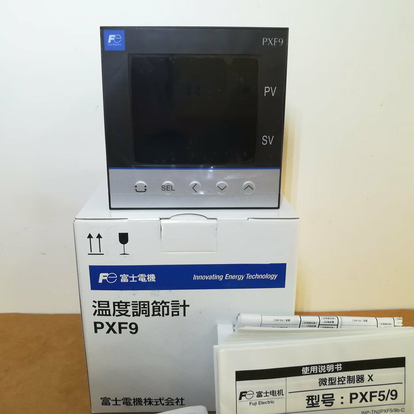 new 1PCS fuji PXF9AEY2-FW100 Temperature Controller In Box - FUJI