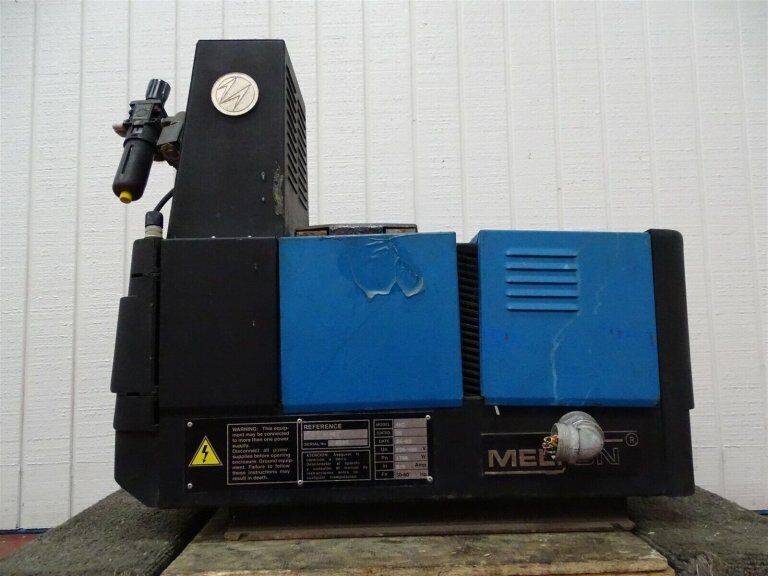 MELTON 4KG HOT MELT ADHESIVE APPLICATOR SYSTEM 230V/400V 50Hz/60Hz 1700W - MELTON