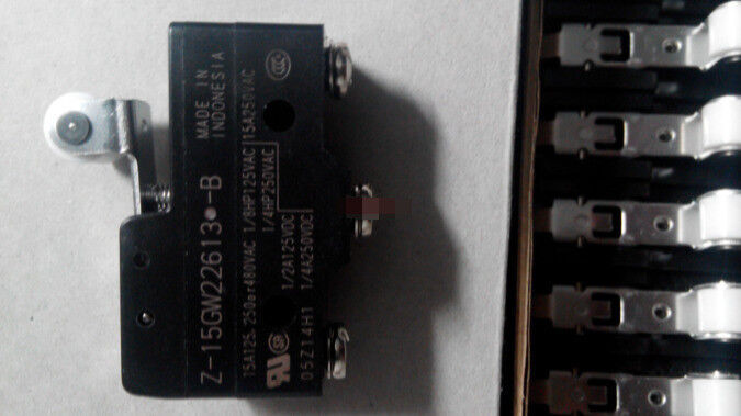 5PCS Omron Z-15GW22613-B Z15GW22613B Limit Switchs - Free Shipping