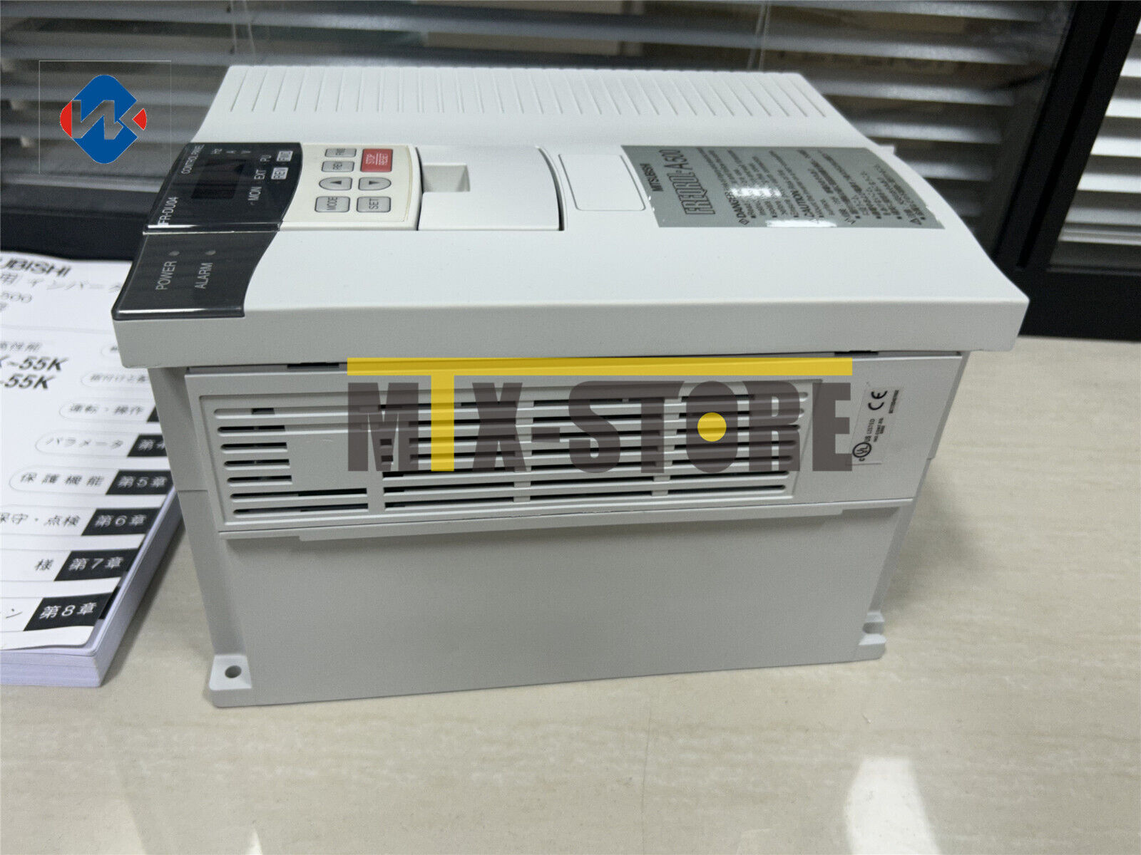 new 1PCS Mitsubishi FR-A520-5.5K Frequency changer - MITSUBISHI