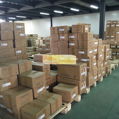 Yaskawa SGDH15DE AC Servo Drive In Box - YASKAWA