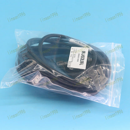 1PC MR-JHSCBL5M-L MR-J2S Servo Cable - MITSUBISHI