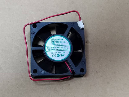 new YOUNGLIN 6020 DFS602012H DC12V 2.0W 2-wire 6CM silent cooling fan