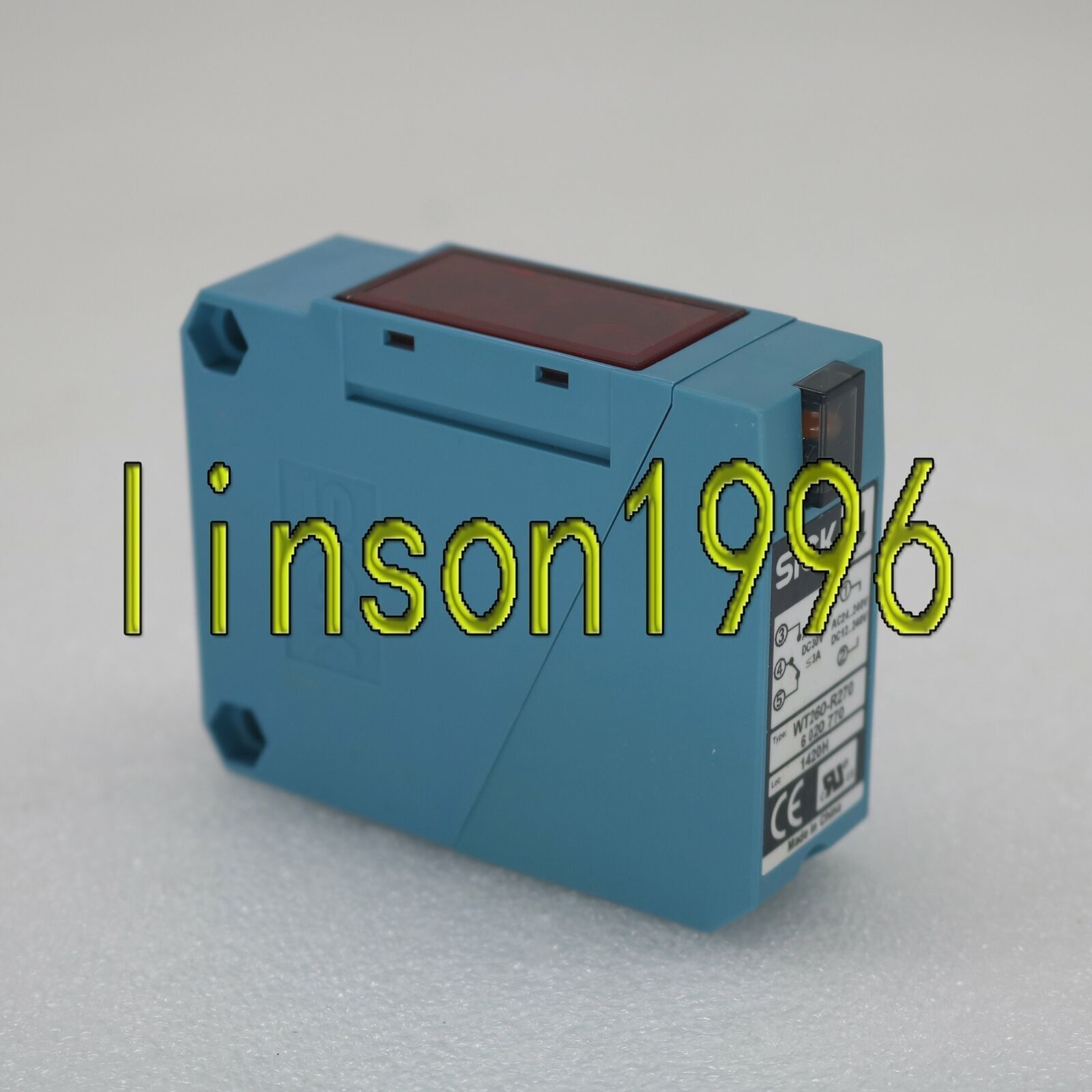 new SICK WT260-R270 Photoelectric Switch Sensor - SICK