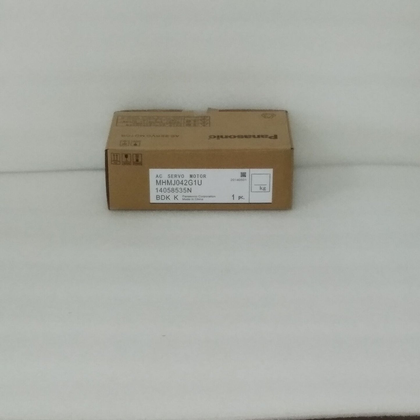 PANASONIC SERVO MOTOR MHMJ042G1U - PANASONIC
