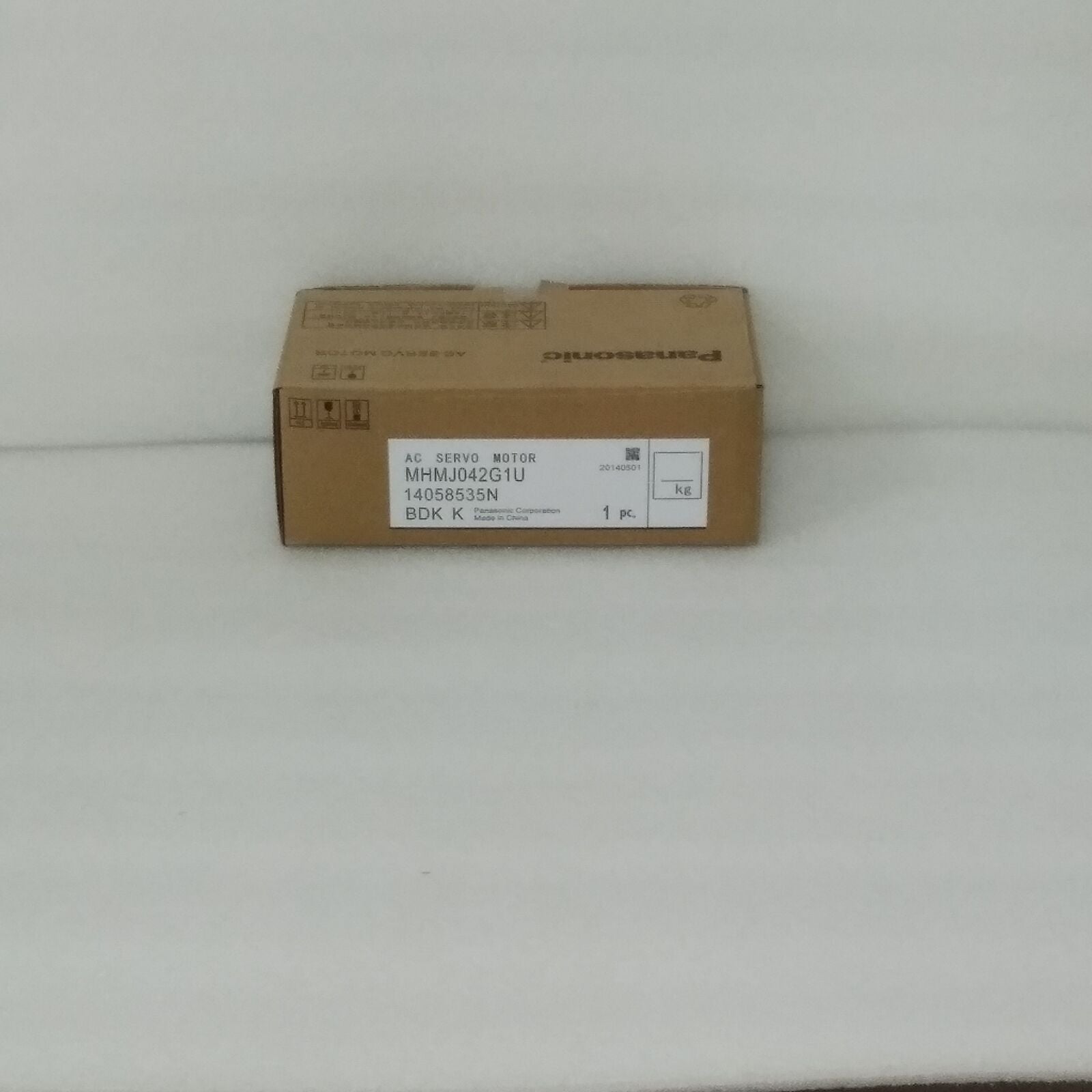 PANASONIC SERVO MOTOR MHMJ042G1U - PANASONIC