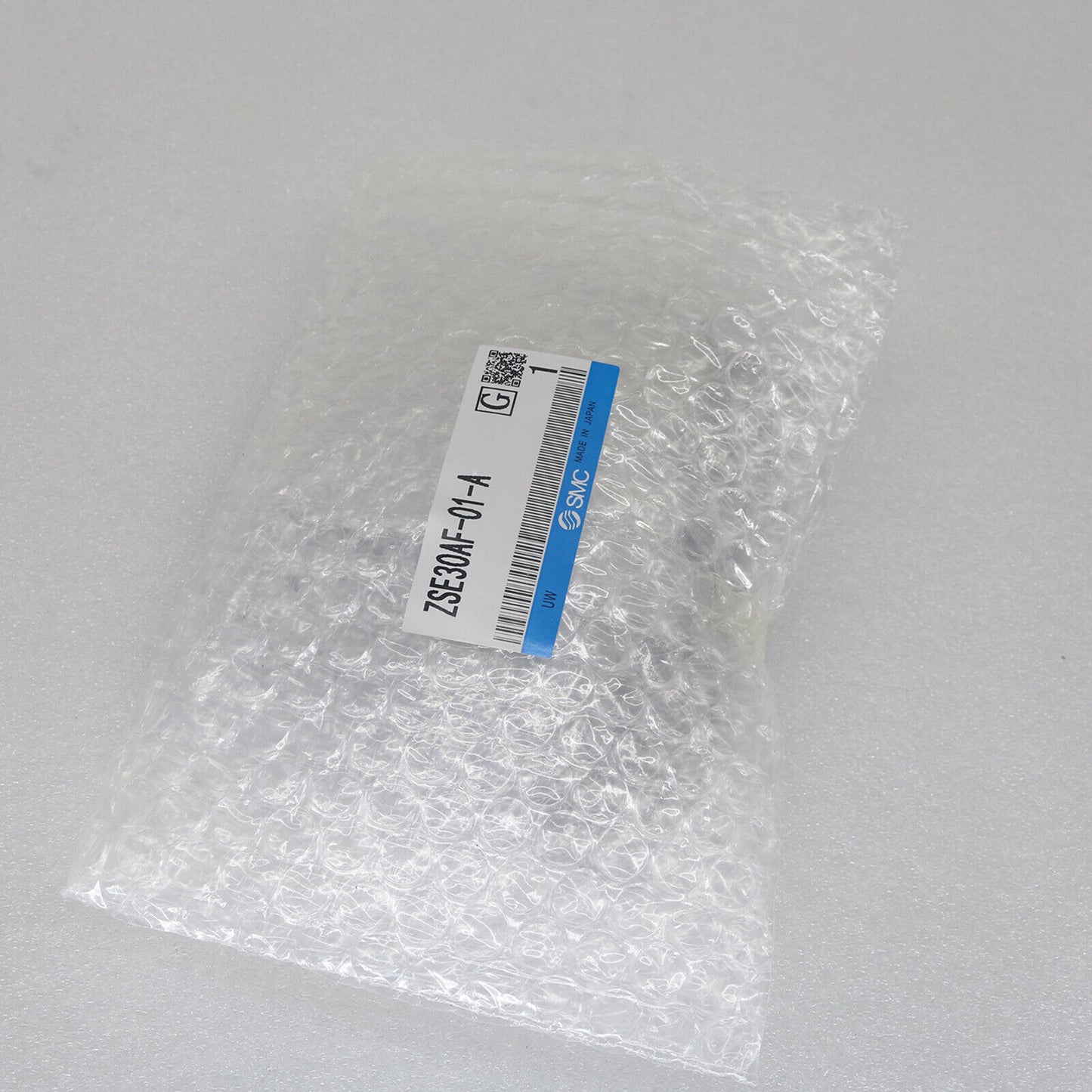 1 PC SMC ZSE30AF-01-A Pressure Switch - SMC