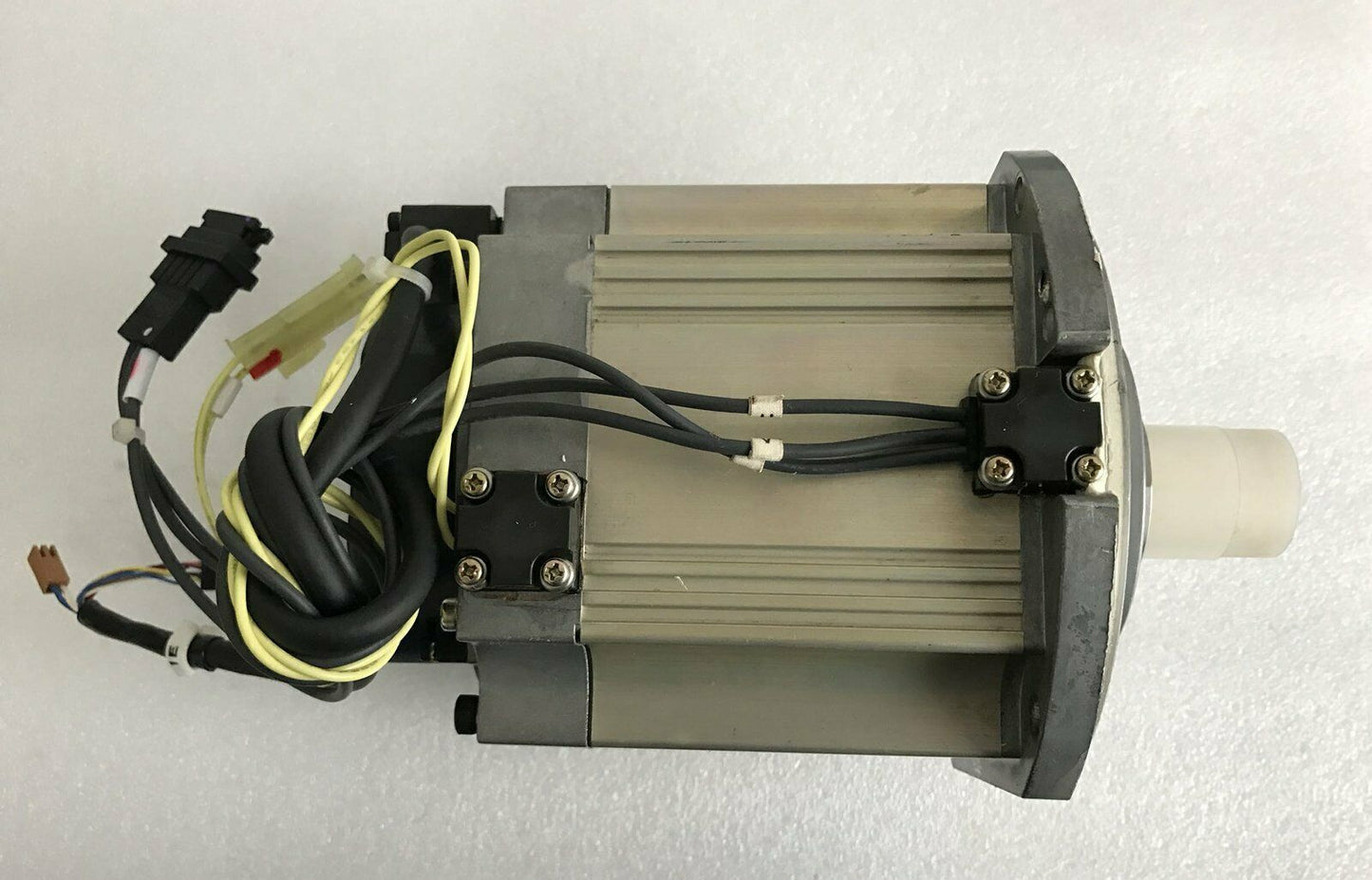 Used Mitsubishi HC-SWS93B Hollow Motor Tested Good Condition - MITSUBISHI