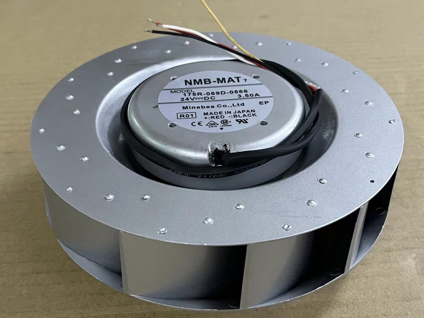 NMB-MAT 175R-069D-0566 inverter fan 4 lines