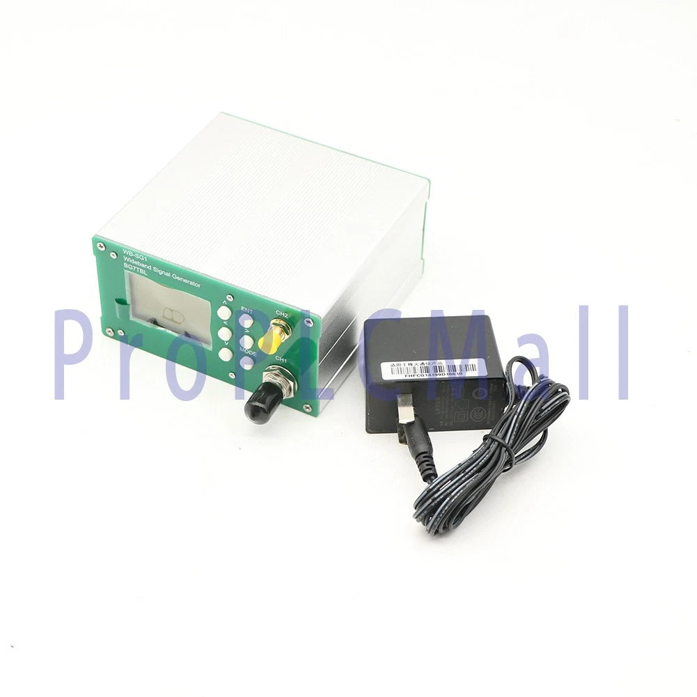 1PCS 1Hz-8GHz Signal Source WB-SG1 Broadband Band on-off Modulation