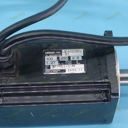 Omron R88M-UE40030V-S1 Servo Motor - OMRON