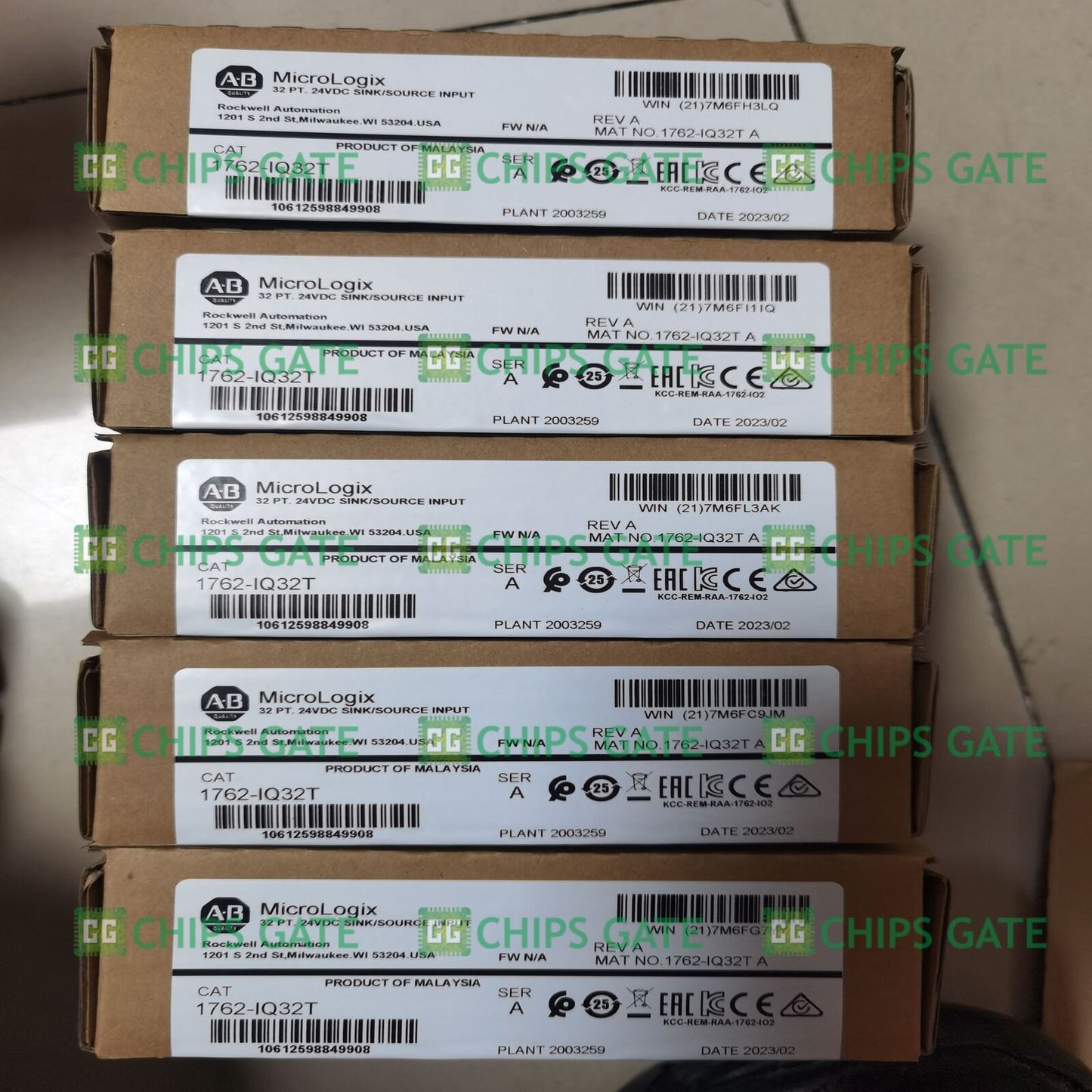 new 1762-IQ32T Allen-Bradley US STOCK - ALLEN-BRADLEY
