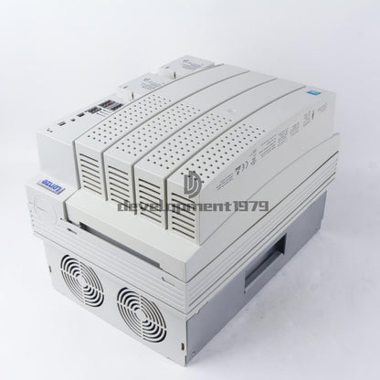 new ONE Lenze E82EV223K4B241 E82EV223-4B241 Frequency Inverter Converter - LENZE