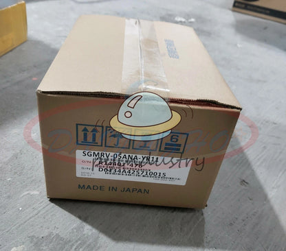 ONE SERVO MOTOR YASKAWA SGMRV-05ANA-YR11