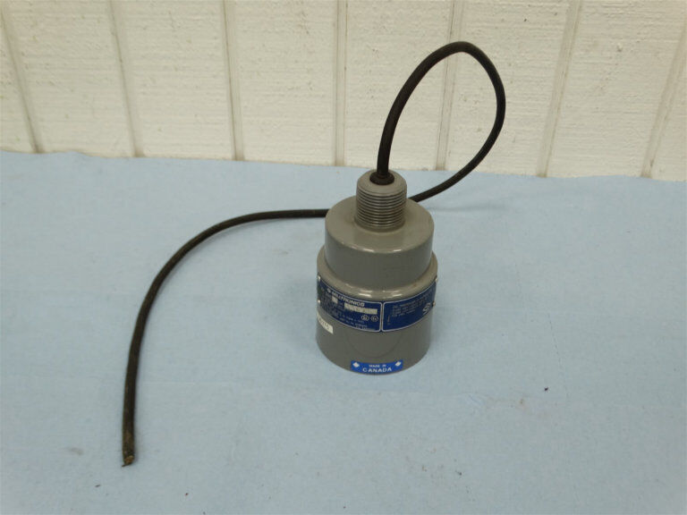 Milltronics ST25C Level Transducer Flange Kit - Precision Measurement Solution - MILLTRONICS