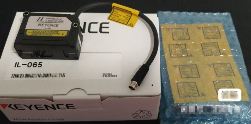 1PC Keyence IL-065 IL065 Sensor In Box
