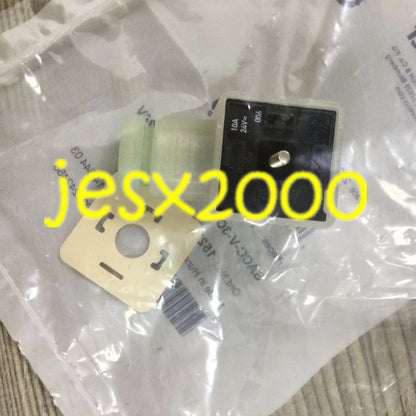 24V Phoenix Plug SACC-V-3CON-PG9/A-1L-SV - PHOENIX