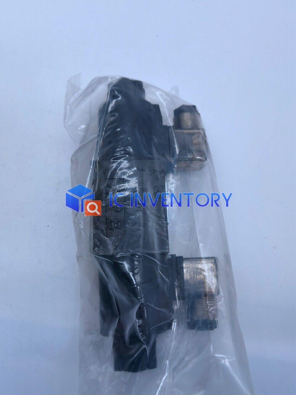 new 1PCS for KOMPASS Electromagnetic directional valve D5-02-3C2 - KOMPASS