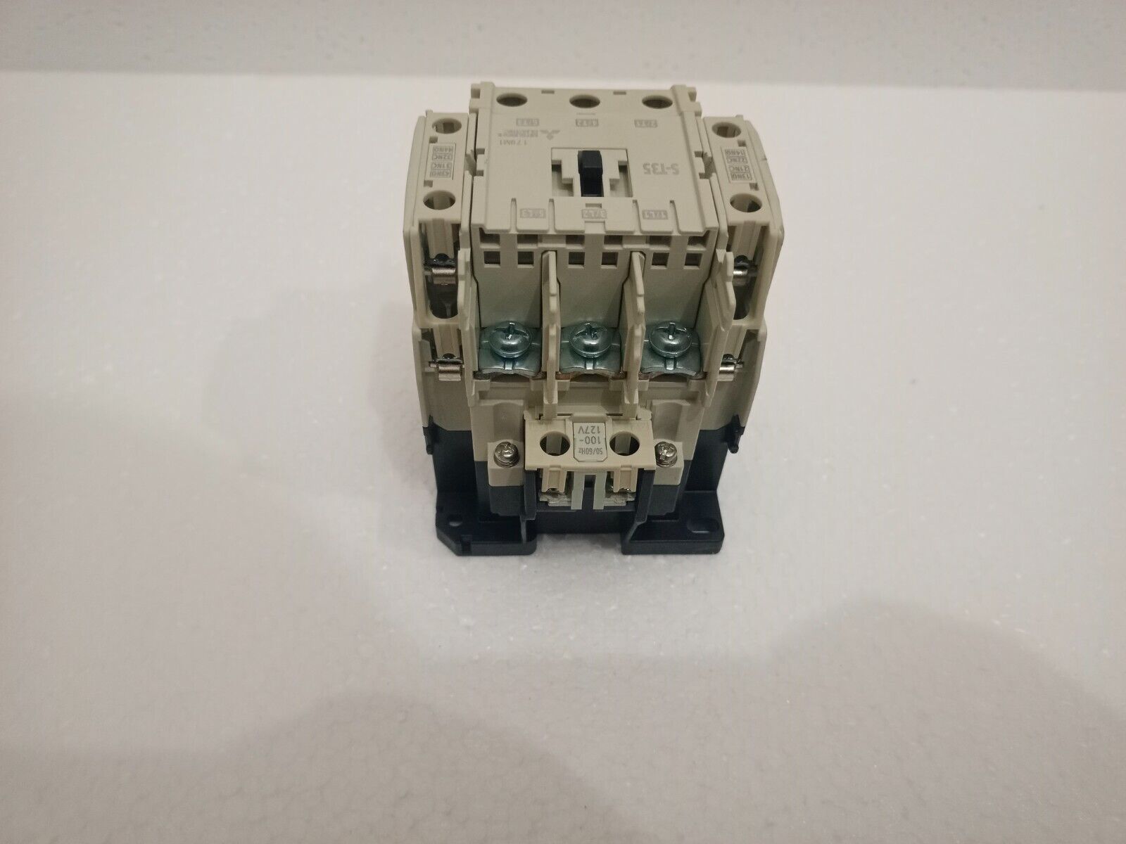 new MITSUBISHI T35 MAGNETIC CONTACTOR S-T35