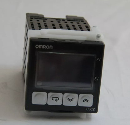 Omron E5CZ-Q2MT Temperature Controller 100-240VAC - OMRON