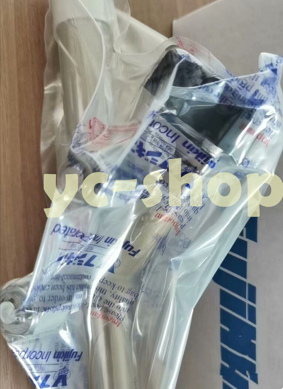 Fujikin HFC1000-10PC2FSM Bellows Valve Fast or - FUJIKIN