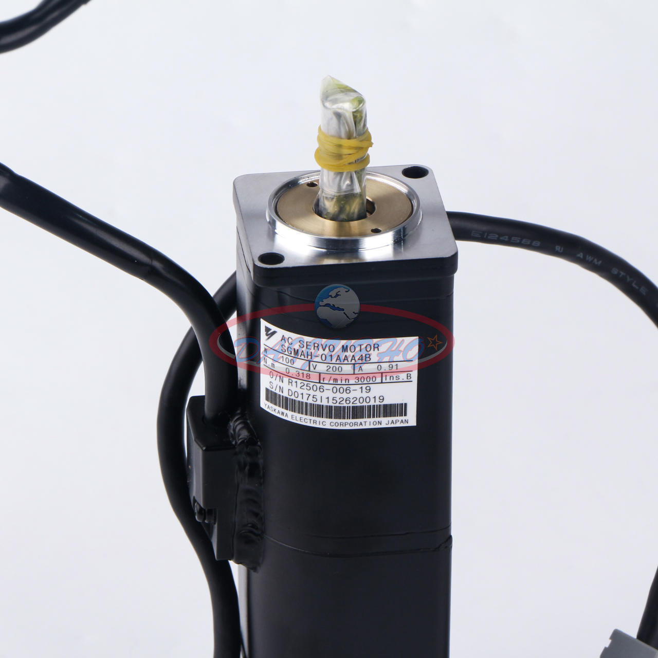 ONE Yaskawa SERVO MOTOR SGMAH-01A - YASKAWA