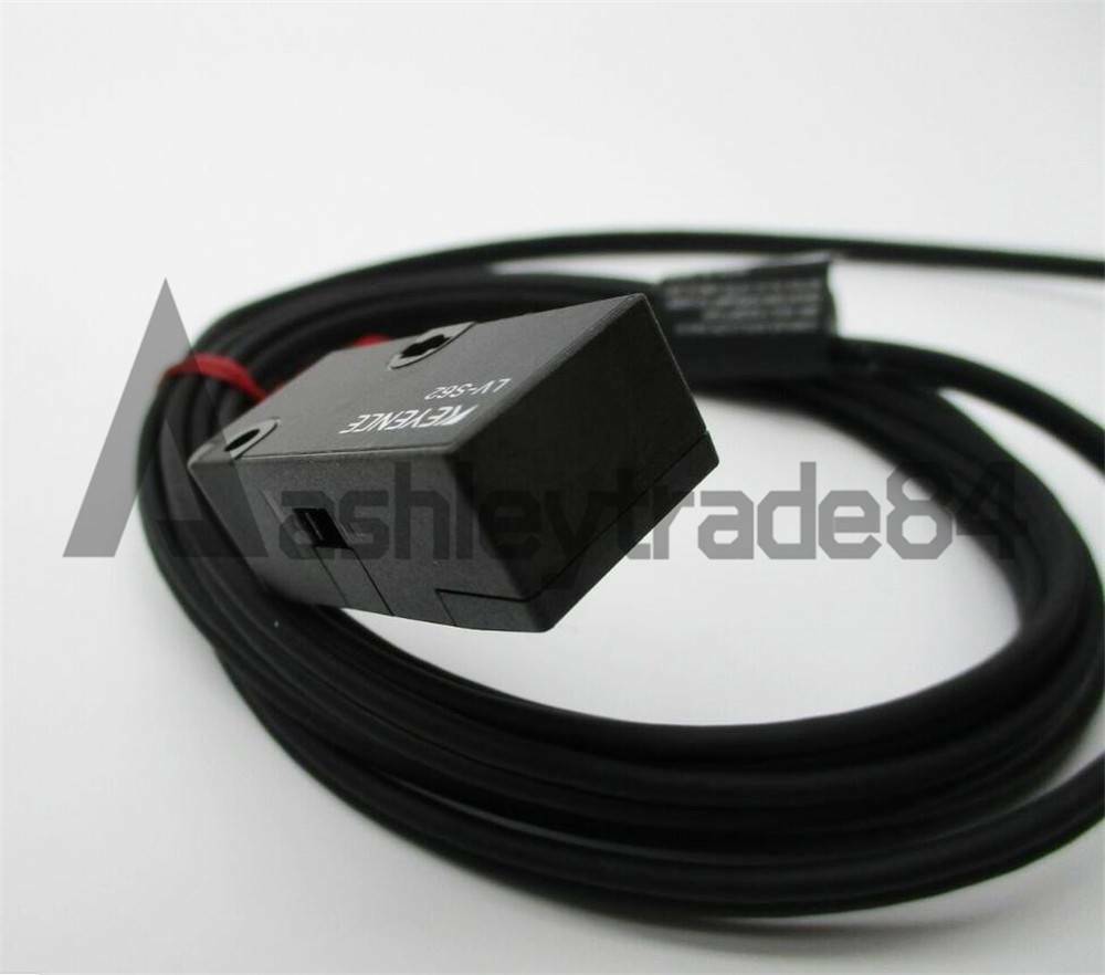 One KEYENCE LV-S62 Proximity Switch Sensor LVS62