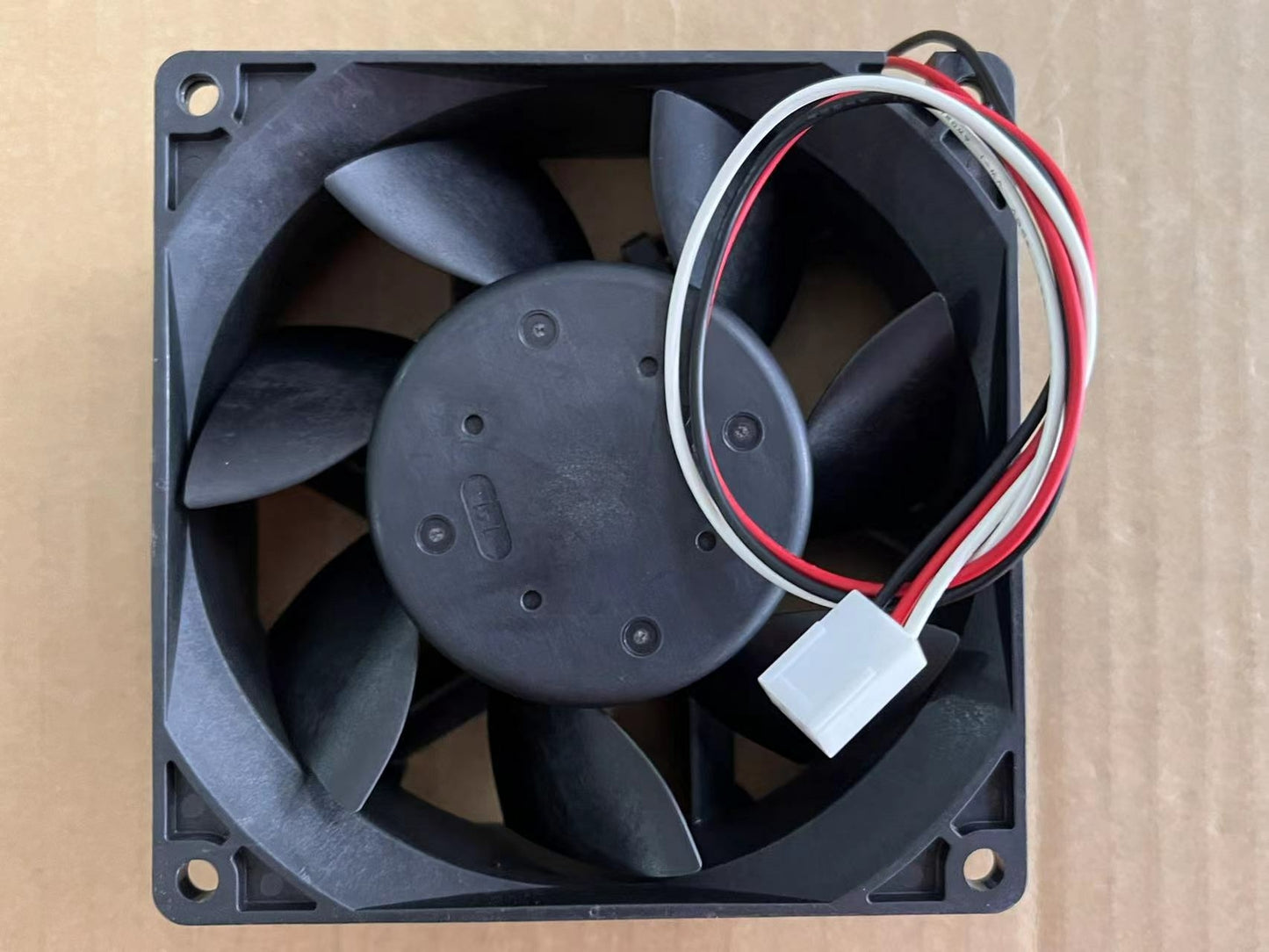new 1pc NMB 09238RA-12L-FL 12V 1.06A 9038 large air volume 3-wire cooling fan