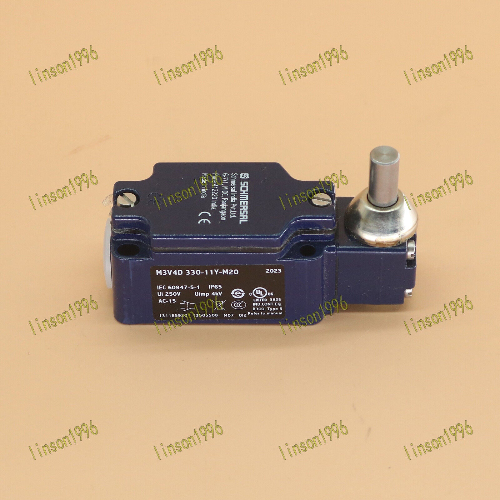 SCHMERSA Ui Travel Switch Ui 250V M3V4D 330-11Y-M20 - SCHMERSA