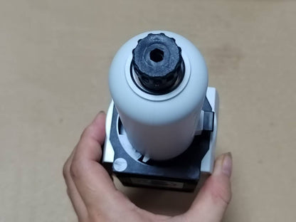 1pcs AVENTICS R412007209 Filter Pressure Regulating Valve with Pressure Gauge