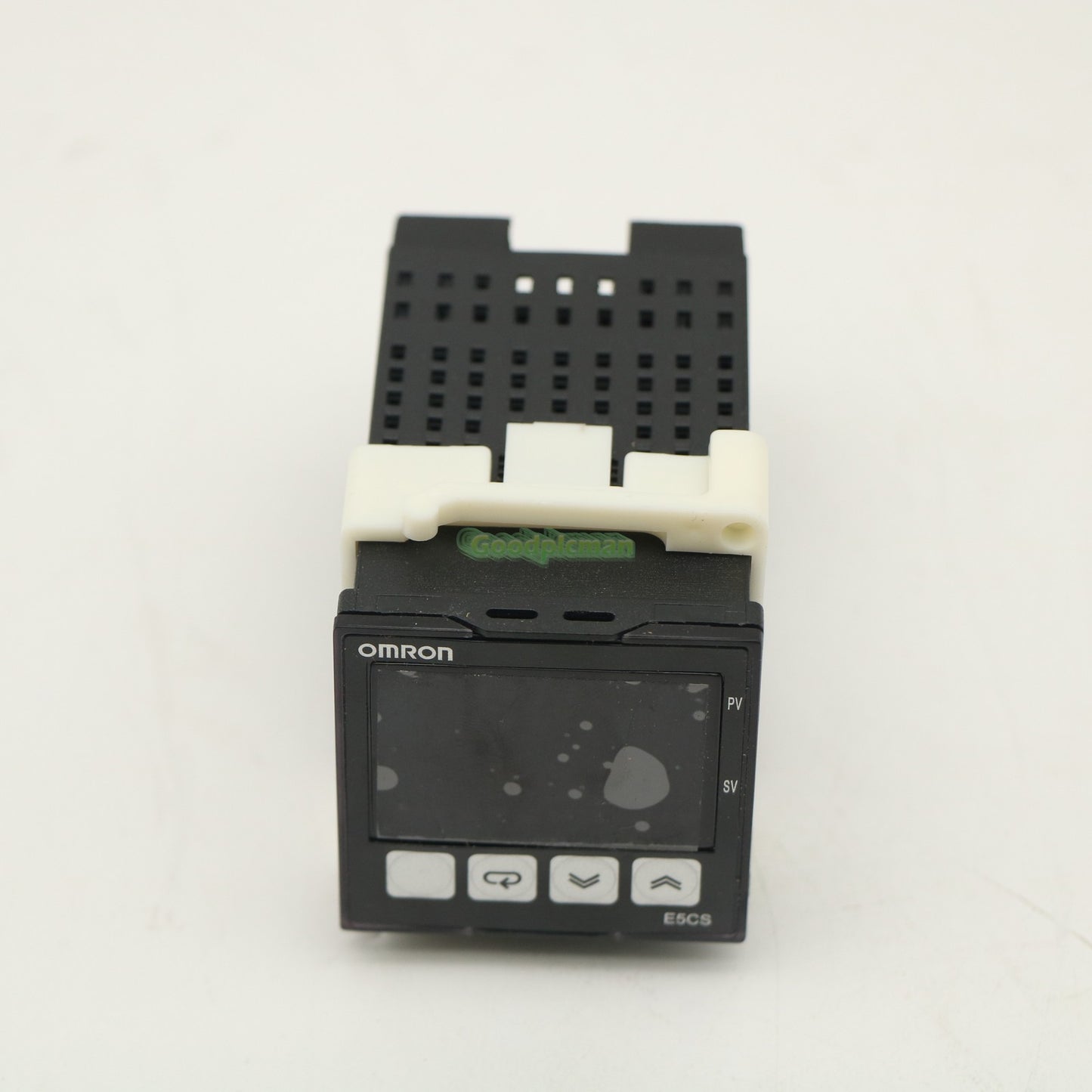 OMRON E5CS-R1KJX-520 Temperature Controller 1/16 DIN with Relay Output