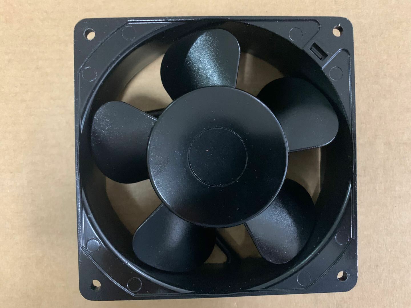 new NMB 4715MS-12T-B5A Aluminum frame cooling fan AC115V 15.5/14.5W 120X120X38MM