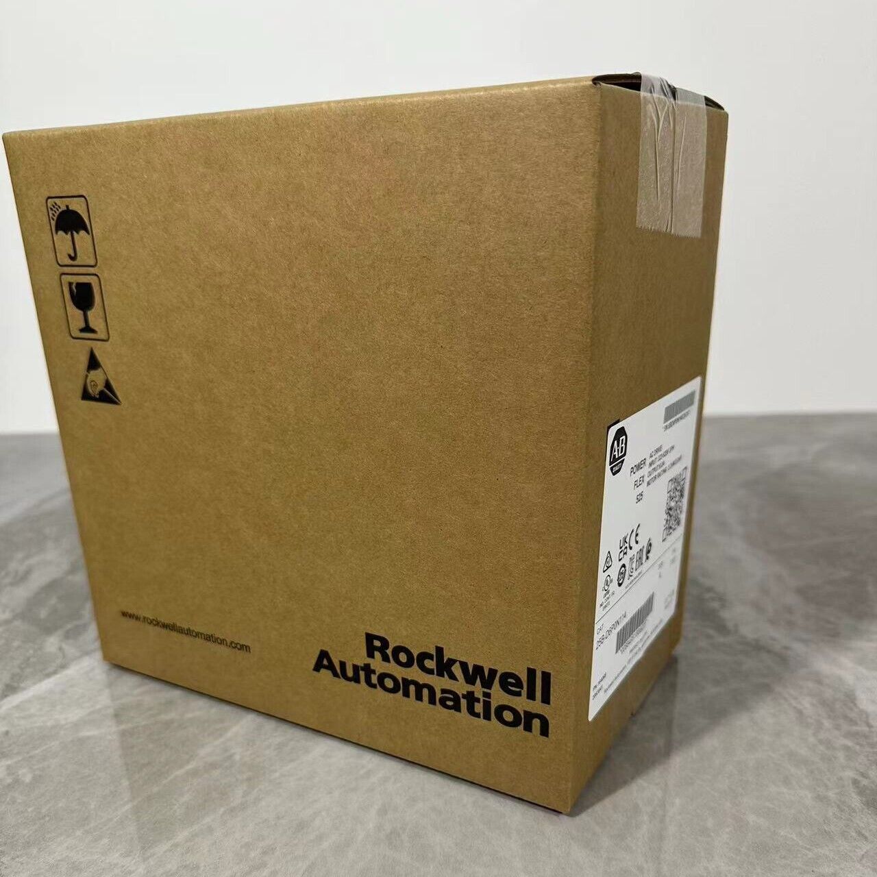 Allen Bradley 25B-D6P0N114 PowerFlex 525 Hz converter, 50Hz to 60Hz frequency adapter - ALLEN BRADLEY