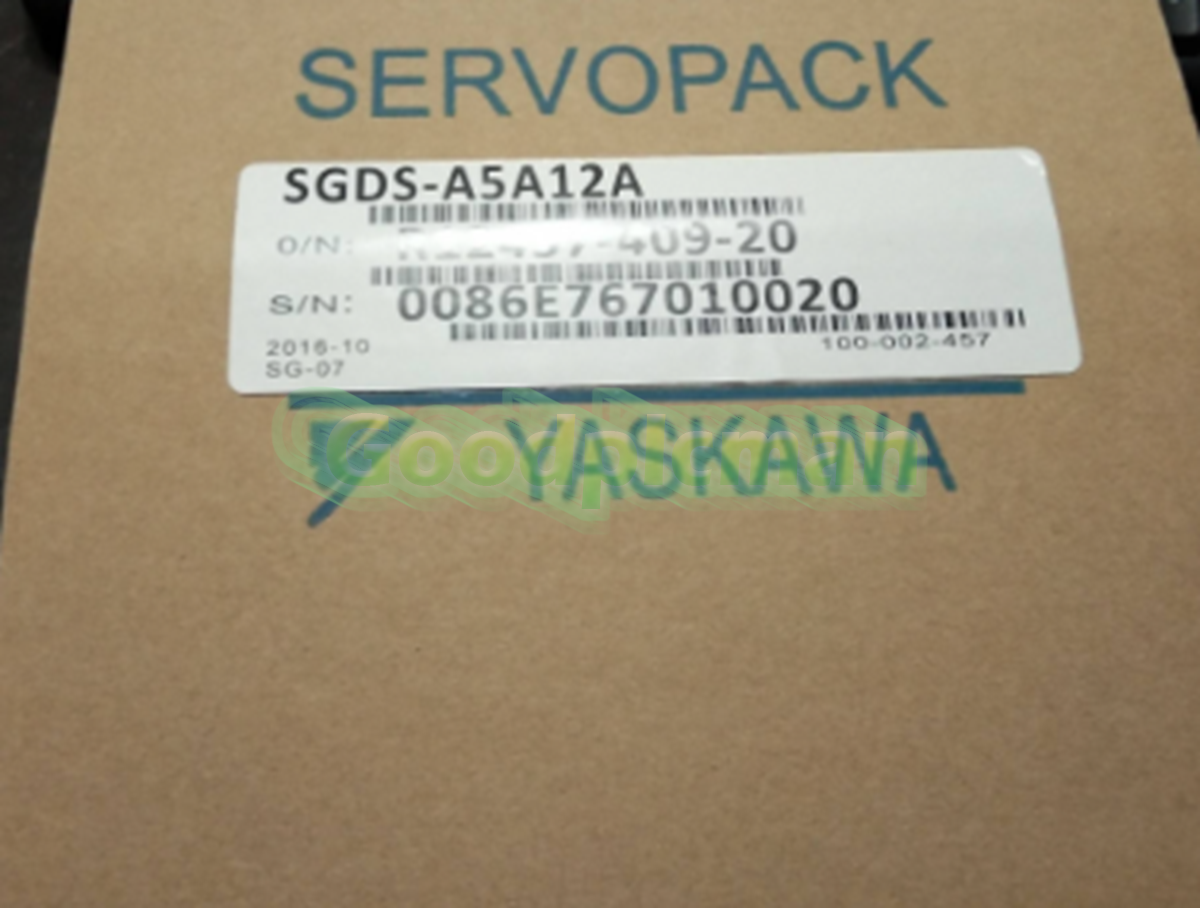 1Pcs YASKAWA SGDS-A5A12A SGDSA5A12A Servo Drive