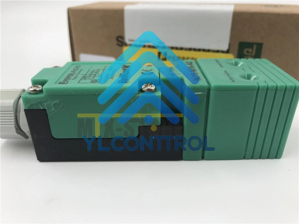 1PCS Pepperl+Fuchs NJ15-M1K-A2 Sensor&Proximity Switch