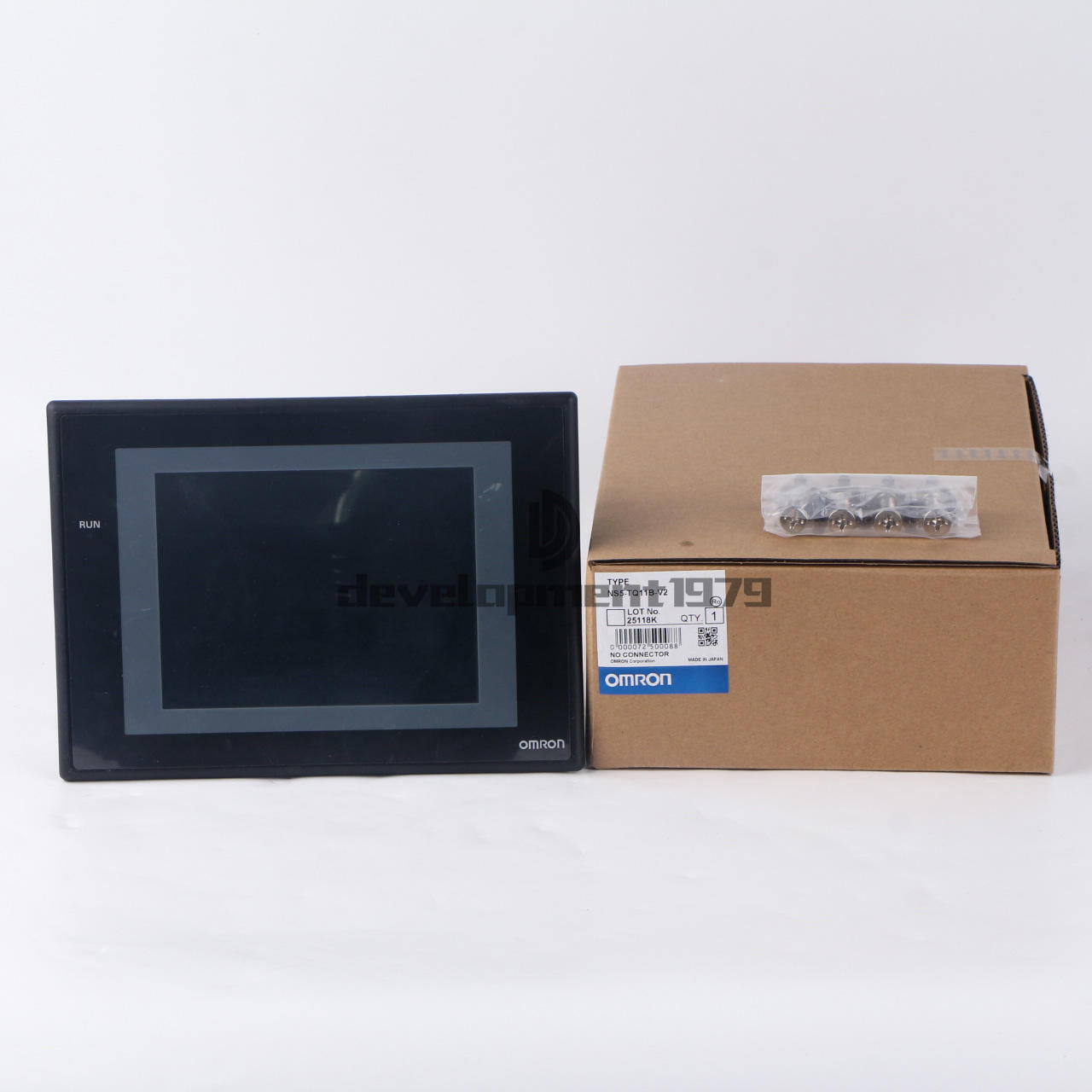 new 1PCS Omron Touch Screen NS5-TQ11B-V2 NS5TQ11BV2 - OMRON