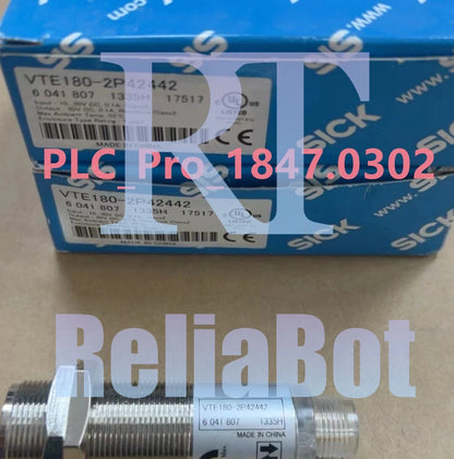 VTE180-2P42442 1PCS SICK VTE180-2P42442 Photoelectric Sensor