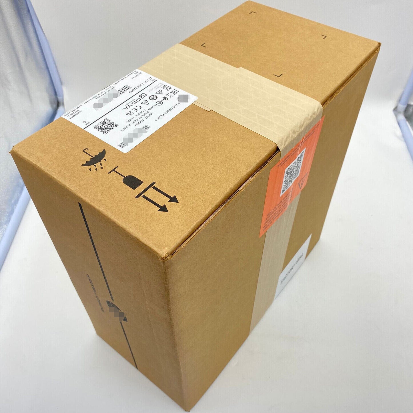 New Factory Sealed Allen-Bradley 2711P-T15C21D8 - ALLEN-BRADLEY