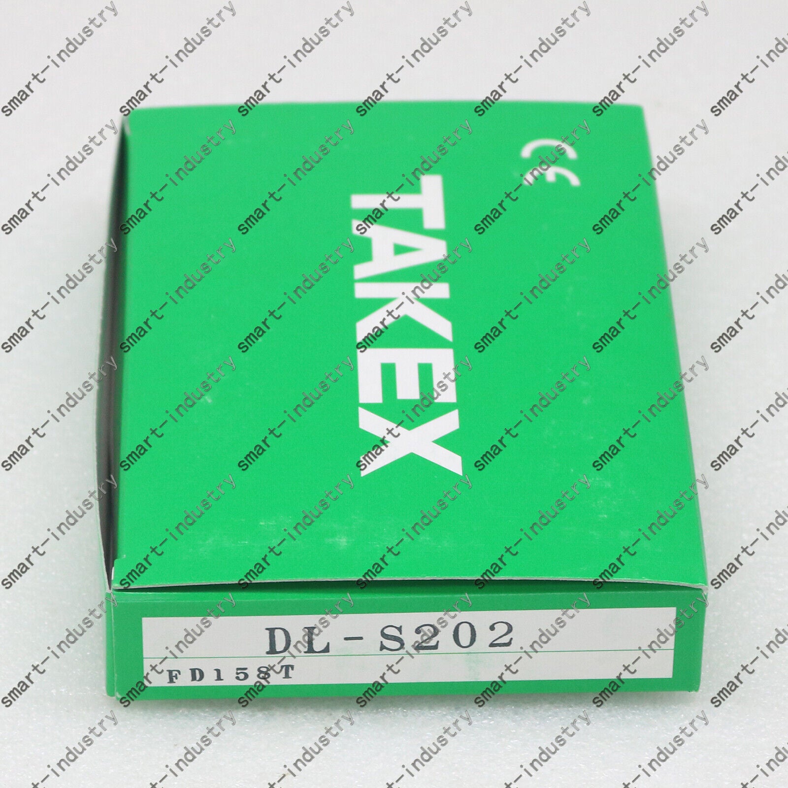 new 1PC  Takex DL-S202 DLS202 Photoelectric Sensor In Box  SHIP