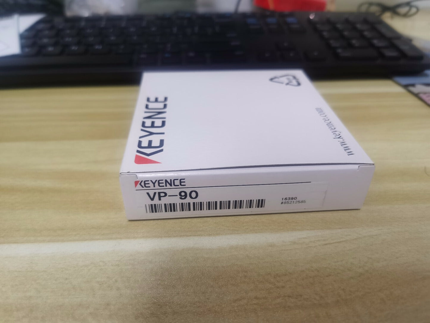 1PCS Keyence VP-90 VP90 Photoelectric Sensor In Box Free Ship