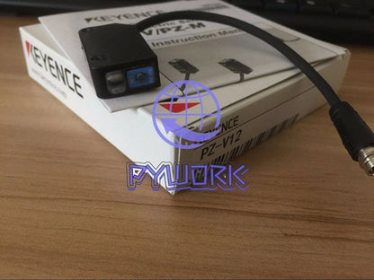 Keyence PZ-V12 Sensor in box