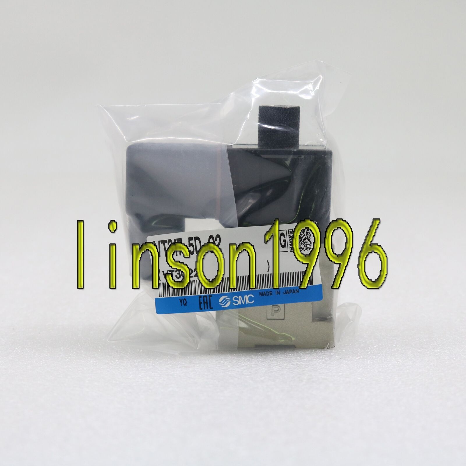 ONE SMC VT317-5D-02 Solenoid Valve - SMC