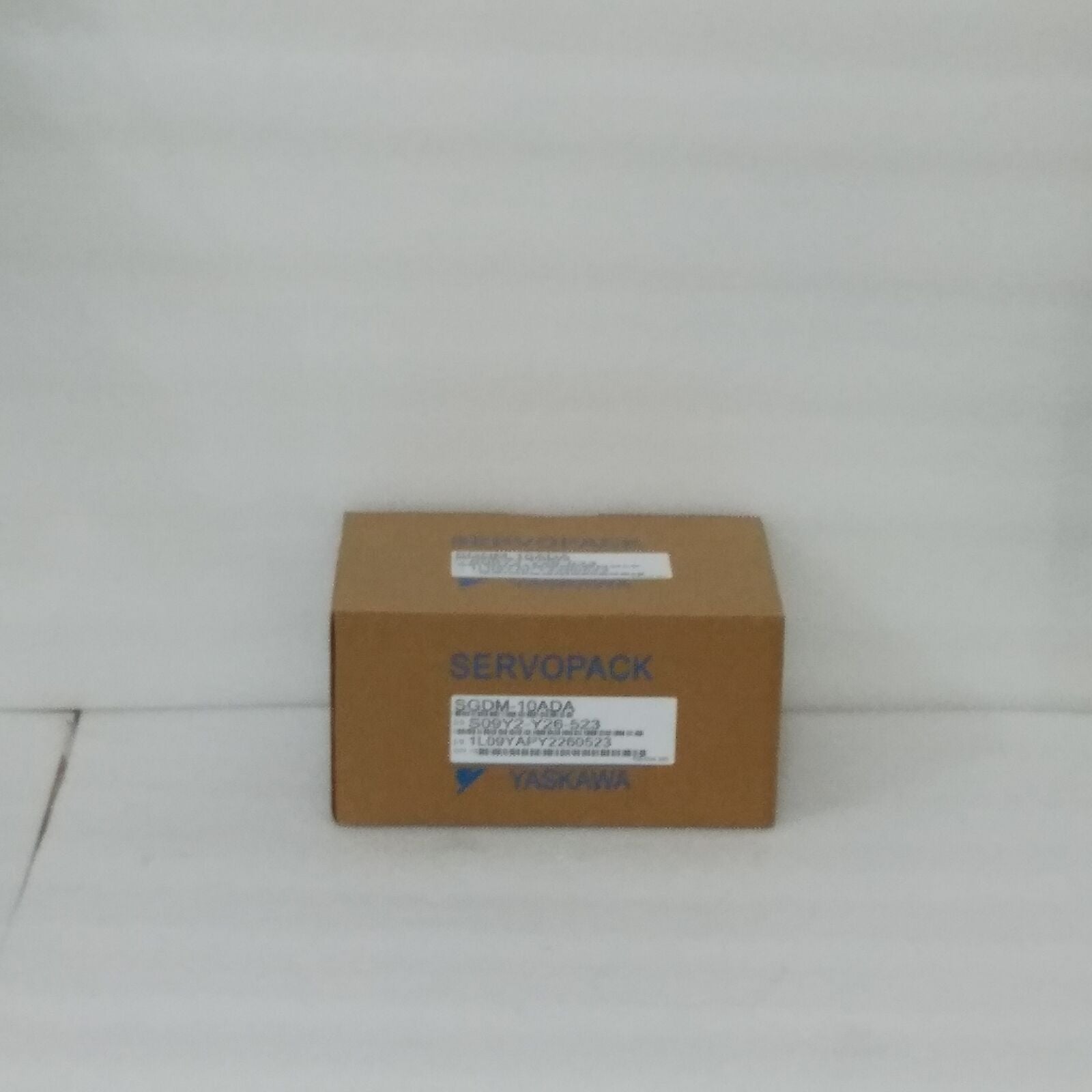 YASKAWA SERVO Drive SGDM-10ADA: New within 24 Hours - YASKAWA